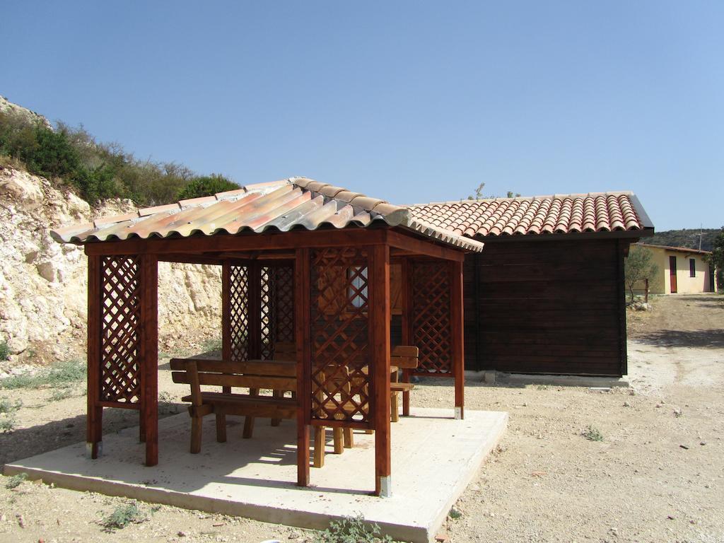 Villa Agriturismo Timpa Del Sole Noto Zimmer foto